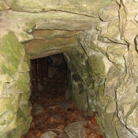 jaskinia-radochowska-wejscie-2.jpg