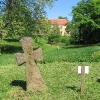 wierzbna-klasztor-krzyze-kamienne-11
