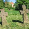 wierzbna-klasztor-krzyze-kamienne-2